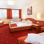 Kerschbaumer Отель 3*