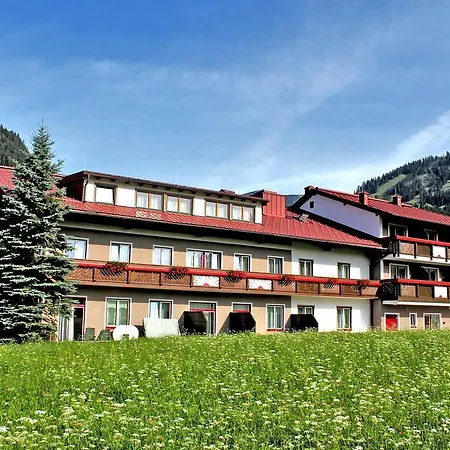 Kerschbaumer Hotel Russbach am Pass Gschütt