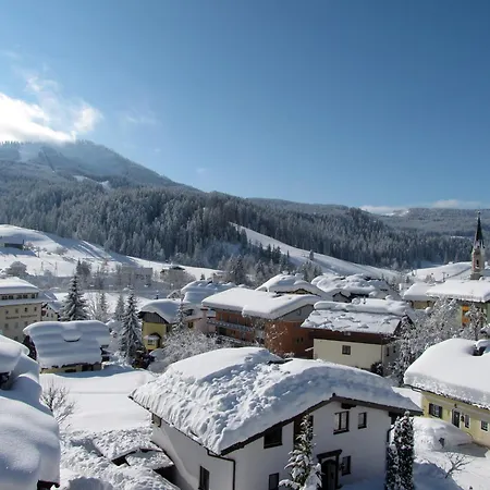 Hotel Kerschbaumer 3*