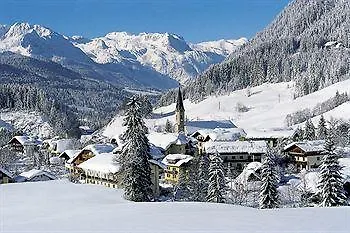 Hotel Kerschbaumer 3*